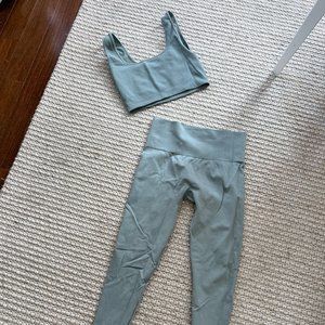 Set Active SculptFlex Set (Bra and Leggings) Size M